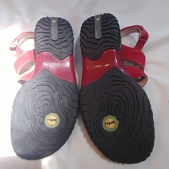 Jambu sandles - Picture 2 of 3